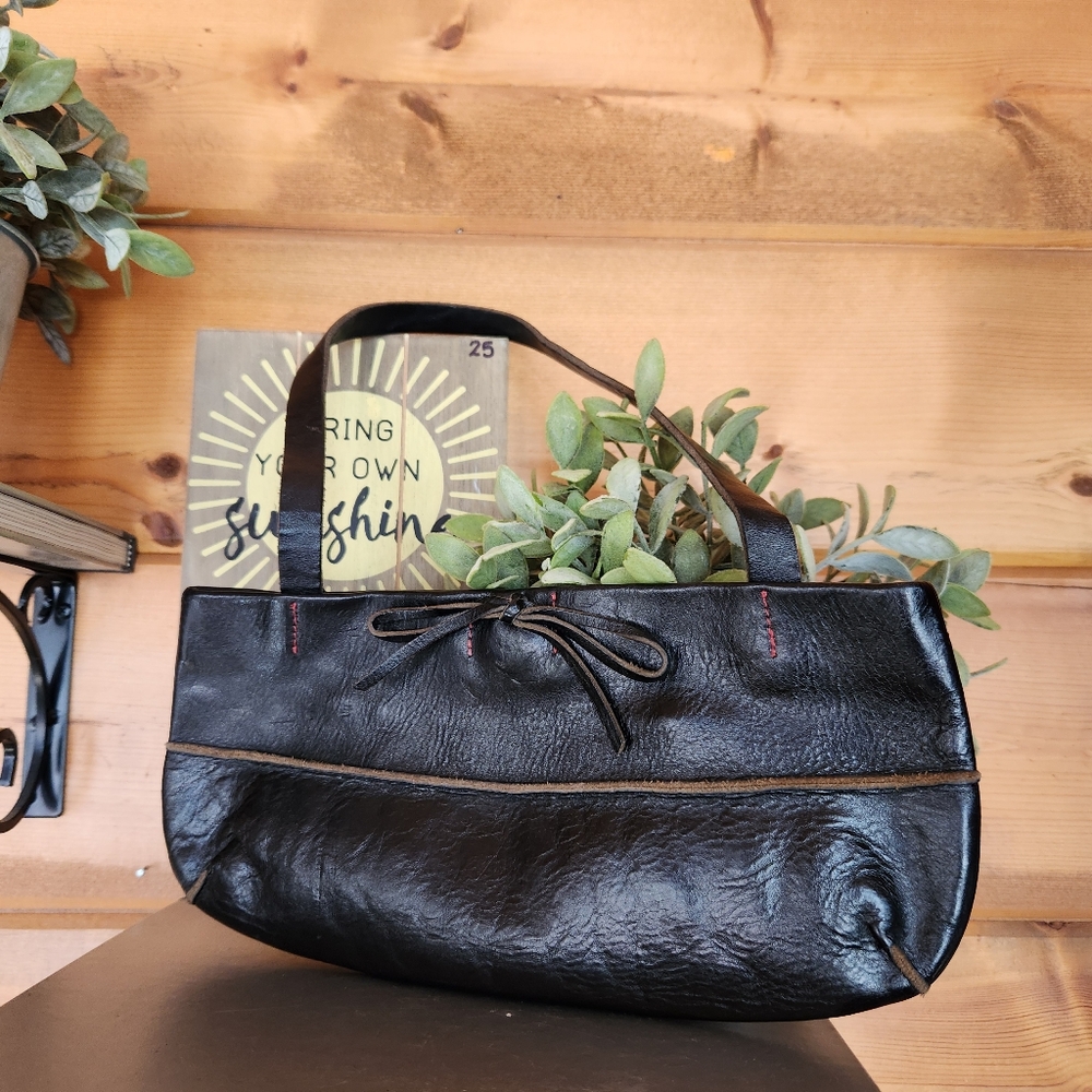 Christopher Kon Vintage Black Leather Shoulder Handbag Purse Pebbled Leather Bow